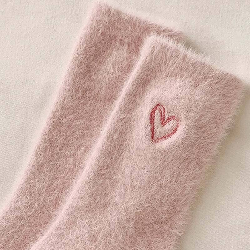 Embroidered heart Fuzzy Plush Socks