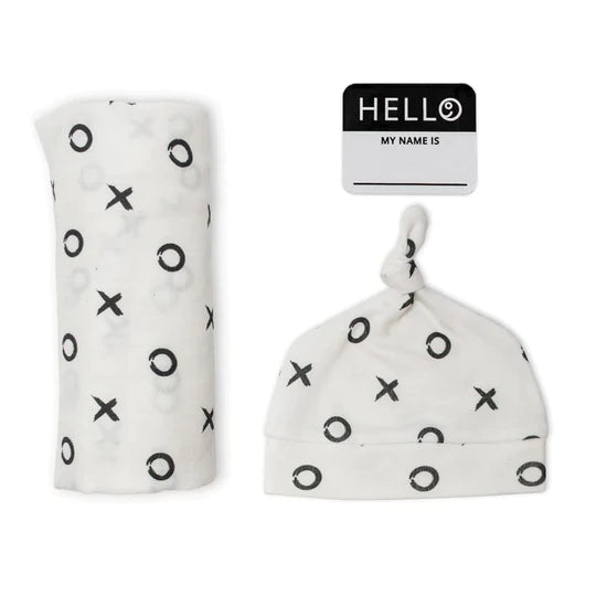 Hello World swaddle & Knotted Hat – XO
