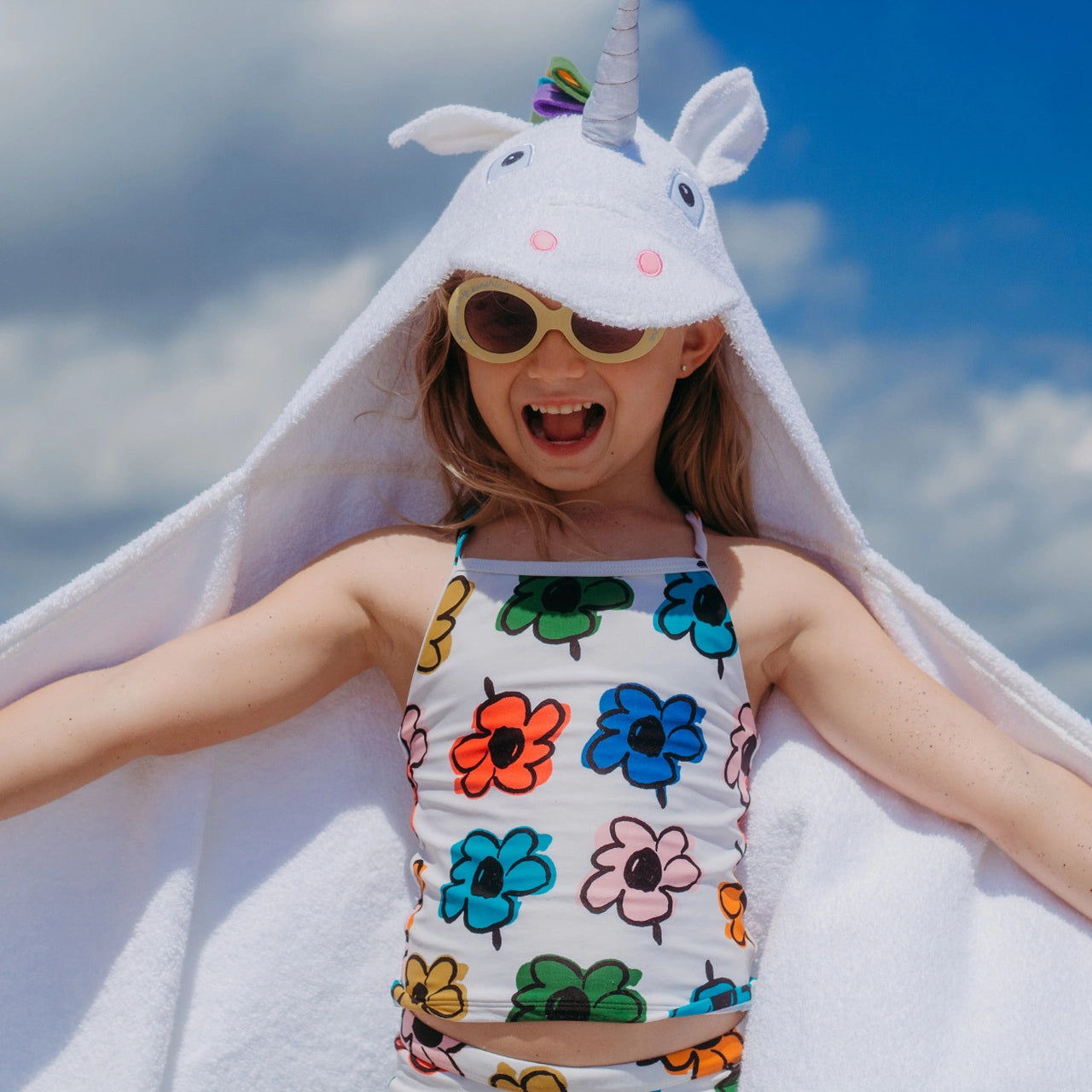 Personalized Hooded Towel- Unicorn